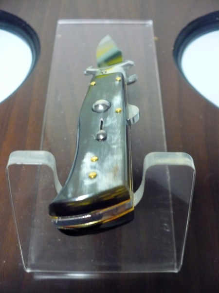 Famiglia Spadon - stiletto  calibro /20 - bufalo brasiliano - taglio classico clip point - 10