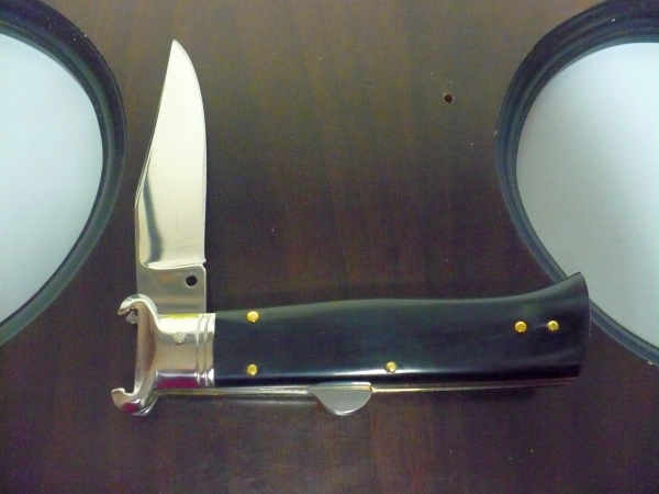 Famiglia Spadon - stiletto  calibro /20 - bufalo brasiliano - taglio classico clip point - 9