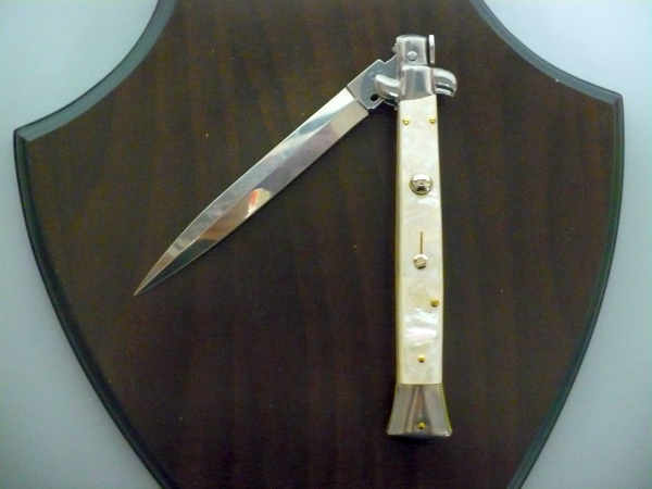 Frank Beltrame, italian stiletto, coltello a scatto - 28 cm , madreperla -mother of pearl - modello FB 28/96 B
