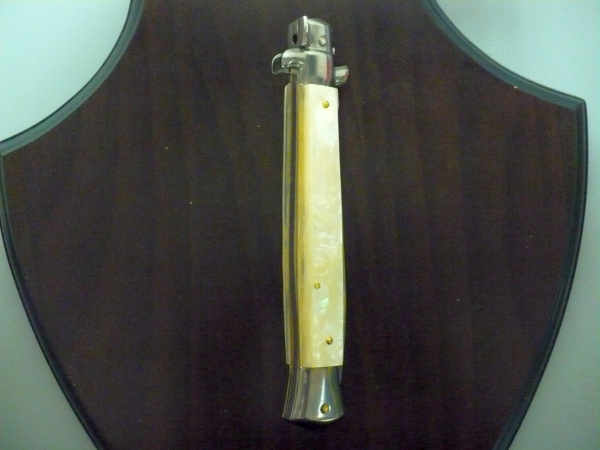 Frank Beltrame, italian stiletto, coltello a scatto - 28 cm , madreperla -mother of pearl - modello FB 28/96 B
