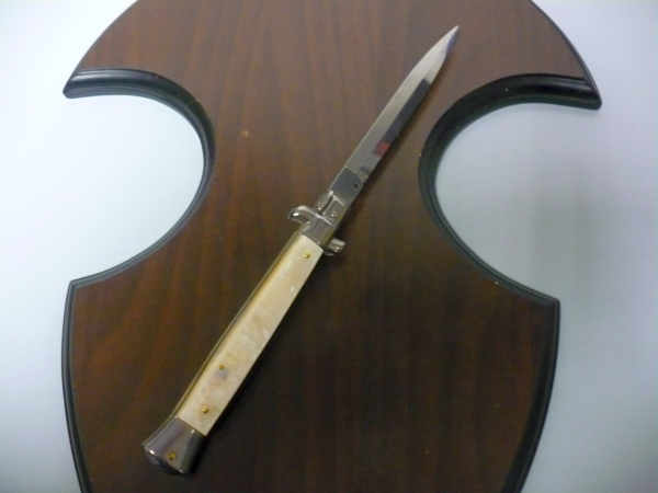 Frank Beltrame, italian stiletto, coltello a scatto - 28 cm , madreperla -mother of pearl - modello FB 28/96 B