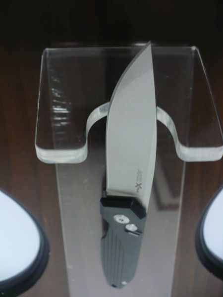 Dandy- italian stiletto, coltello a scatto, 19,50 cm- AKC X-treme ,lama taglio classico clip point, alluminio aeronautico anodizzato nero