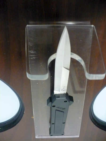 Coltello frontale teflonato nero - F16 OTF - 20,50 cm - lama baionetta - AKC World knife - 5