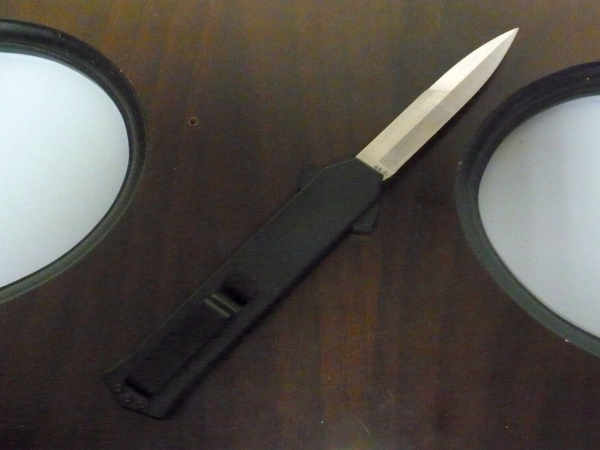 Coltello frontale teflonato nero - F16 OTF - 20,50 cm - lama baionetta - AKC World knife - 5