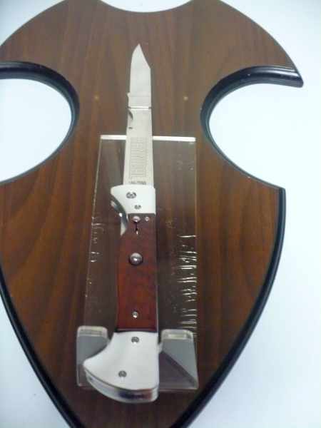 Hannibal A.G.A. Campolin - italian stiletto 34 cm - snake wood , legno di serpente - il primo coltello automatico per barbecue