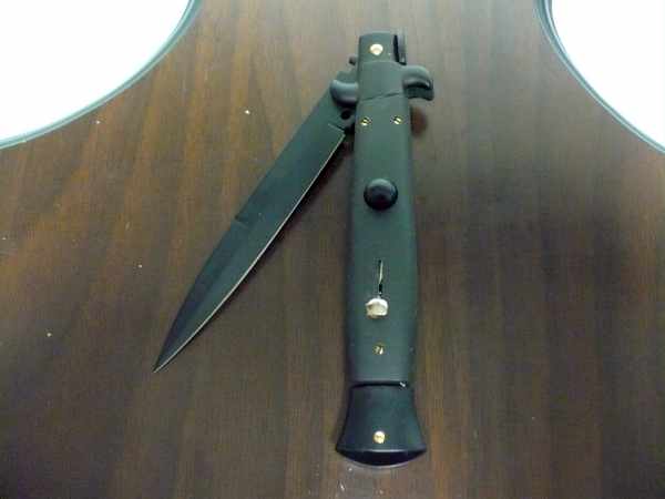 Kevlar,Frank Beltrame ,italian stiletto, pugniale -23 cm, gomma nera,baionetta teflonata , modello FB 23/98VT-B