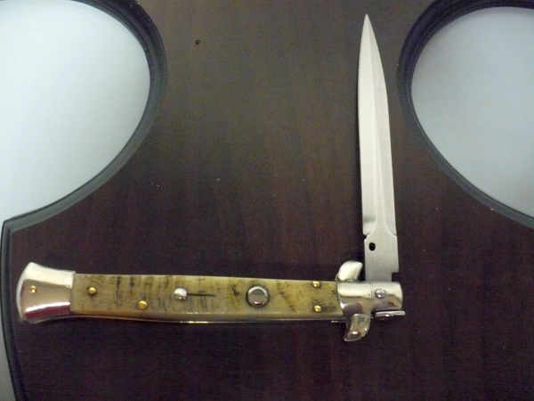 Frank Beltrame , italian stiletto trench - 28 cm , corno di ariete - lama dagger robusta da 5,5 mm, modello FB 28/89D