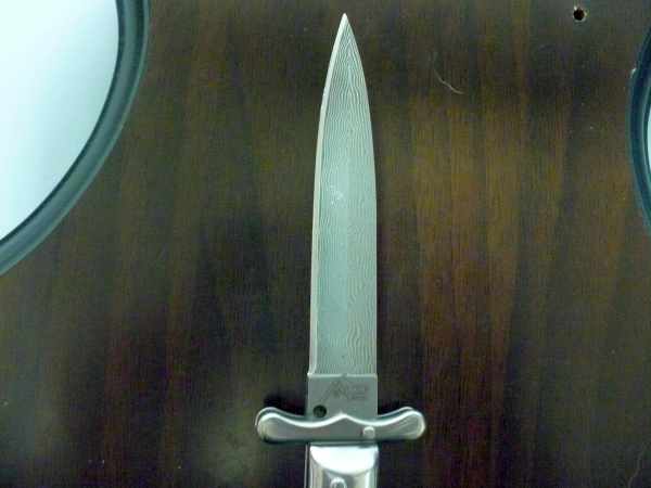 Swinguard Medici- italian stiletto, coltello a scatto, 18,50 cm - AKC World , lama damasco-dagger, corno di cervo / deer horn