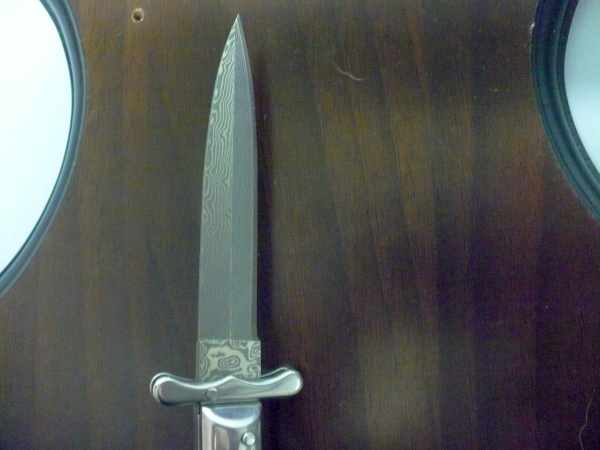 Swinguard Medici- italian stiletto, coltello a scatto, 18,50 cm - AKC World , lama damasco-dagger, corno di cervo / deer horn