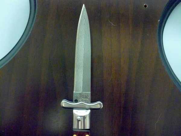 Swinguard Medici- italian stiletto, coltello a scatto, 18,50 cm- AKC World ,lama dagger damasco, legno di serpente / snake wood