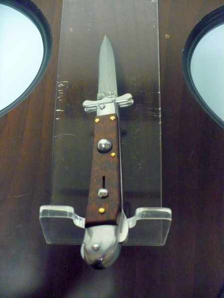 Swinguard Medici- italian stiletto, coltello a scatto, 18,50 cm- AKC World ,lama dagger damasco, legno di serpente / snake wood