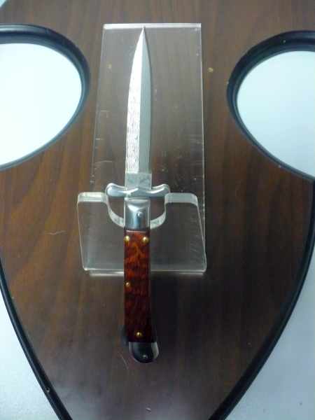 Swinguard Medici- italian stiletto, coltello a scatto, 18,50 cm- AKC World ,lama dagger damasco, legno di serpente / snake wood