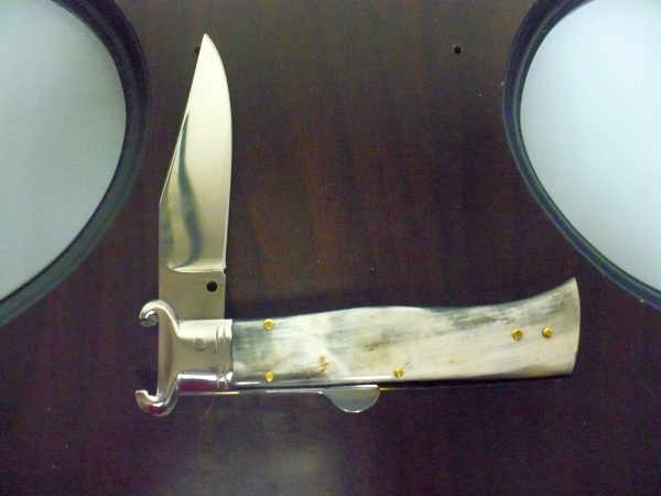 Famiglia Spadon - stiletto  calibro /20 - bufalo brasiliano - taglio classico clip point - 11