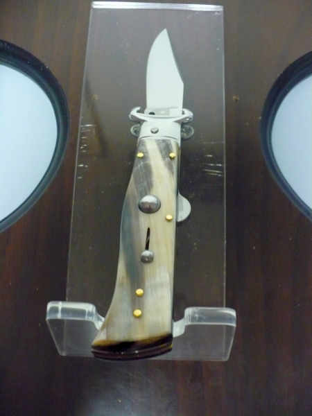Famiglia Spadon - stiletto  calibro /20 - bufalo brasiliano - taglio classico clip point - 11