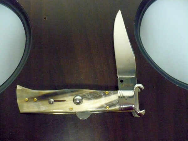Famiglia Spadon - stiletto  calibro /20 - bufalo brasiliano - taglio classico clip point - 11