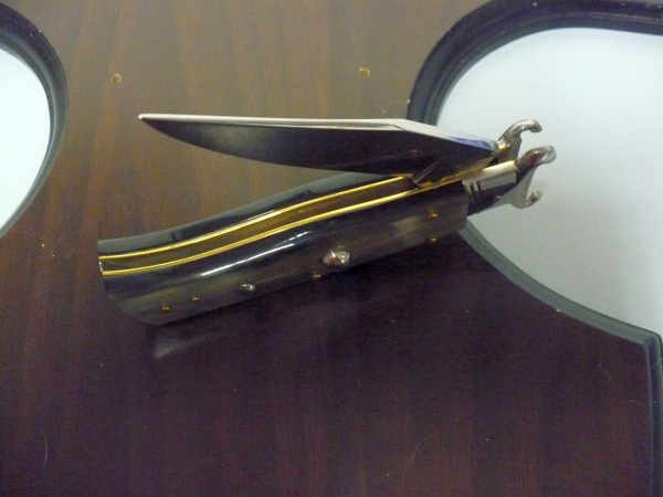Famiglia Spadon - stiletto  calibro /20 - bufalo brasiliano - taglio classico clip point - 12