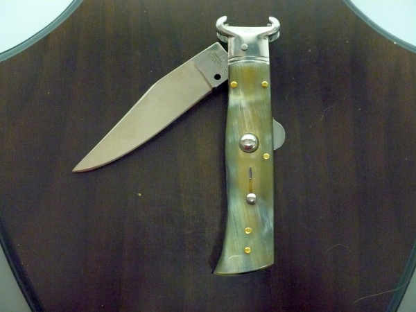 Famiglia Spadon - stiletto  calibro /20 - bufalo brasiliano - taglio classico clip point - 12