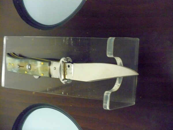 Famiglia Spadon - stiletto  calibro /20 - bufalo brasiliano - taglio classico clip point - 12