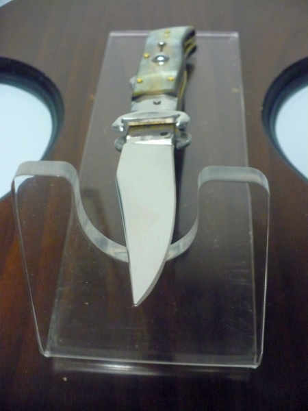 Famiglia Spadon - stiletto  calibro /20 - bufalo brasiliano - taglio classico clip point - 12