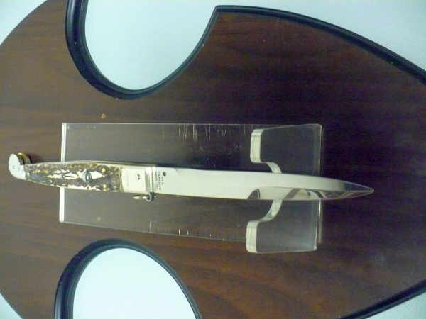 Siciliano A.G.A. Campolin stiletto knife with a polished steel bayonet blade and ornate light-colored deer horn handle