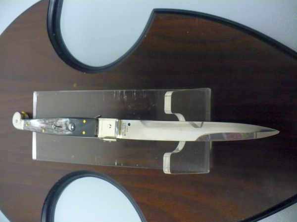 Siciliano,Picklock A.G.A. Campolin Italian stiletto with a pale horn handle, brass details, and a long pointed steel blade